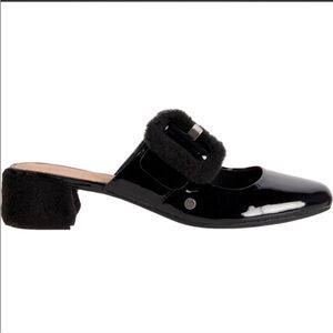NWOT UGG Hayden Patent Leather Mules Faux Fur Buckle 6
